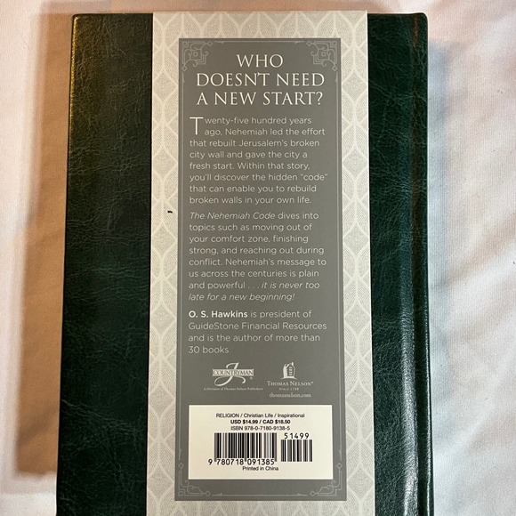 NWT The Nehemiah Code ~ It’s Never Too Late for a New Beginning ~ O.S. Hawkins - Picture 8 of 8